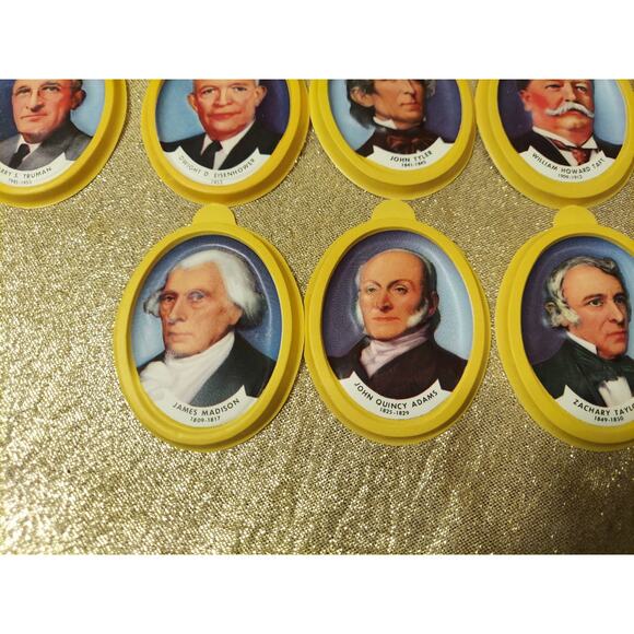 33 Vintage Nabisco Cereal Premiums 3D Plastic Presidential Portraits 1950s w/Box - Picture 4 of 16